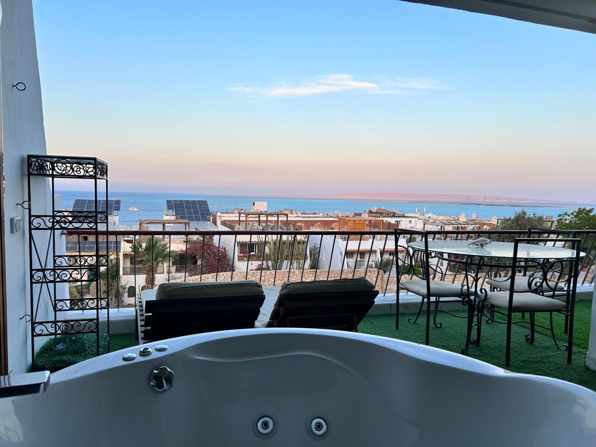 Cordoba Sea View Apartment With Open Air Jacuzzi At Mastaba Hurghada Eksteriør billede